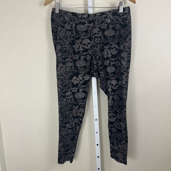 Torrid Floral Skull Print Leggings Plus Size 1 1X Dark Botanical Grunge Goth - Picture 1 of 3